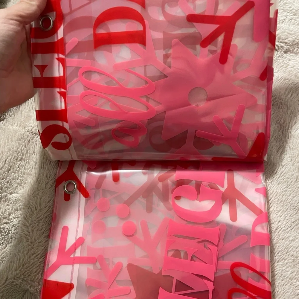 NWT Betsey Johnson Pink Christmas Snowflake “Sleigh All Day” PEVA Shower Liner